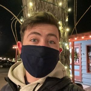 Meet your Posher, Jonathan